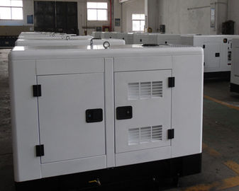 침묵하는 15 kva 3 단계 퍼킨즈 디젤 엔진 발전기 11kw 힘 수동 제어 패널